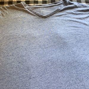 Marc Anthony v-neck tee shirt XL